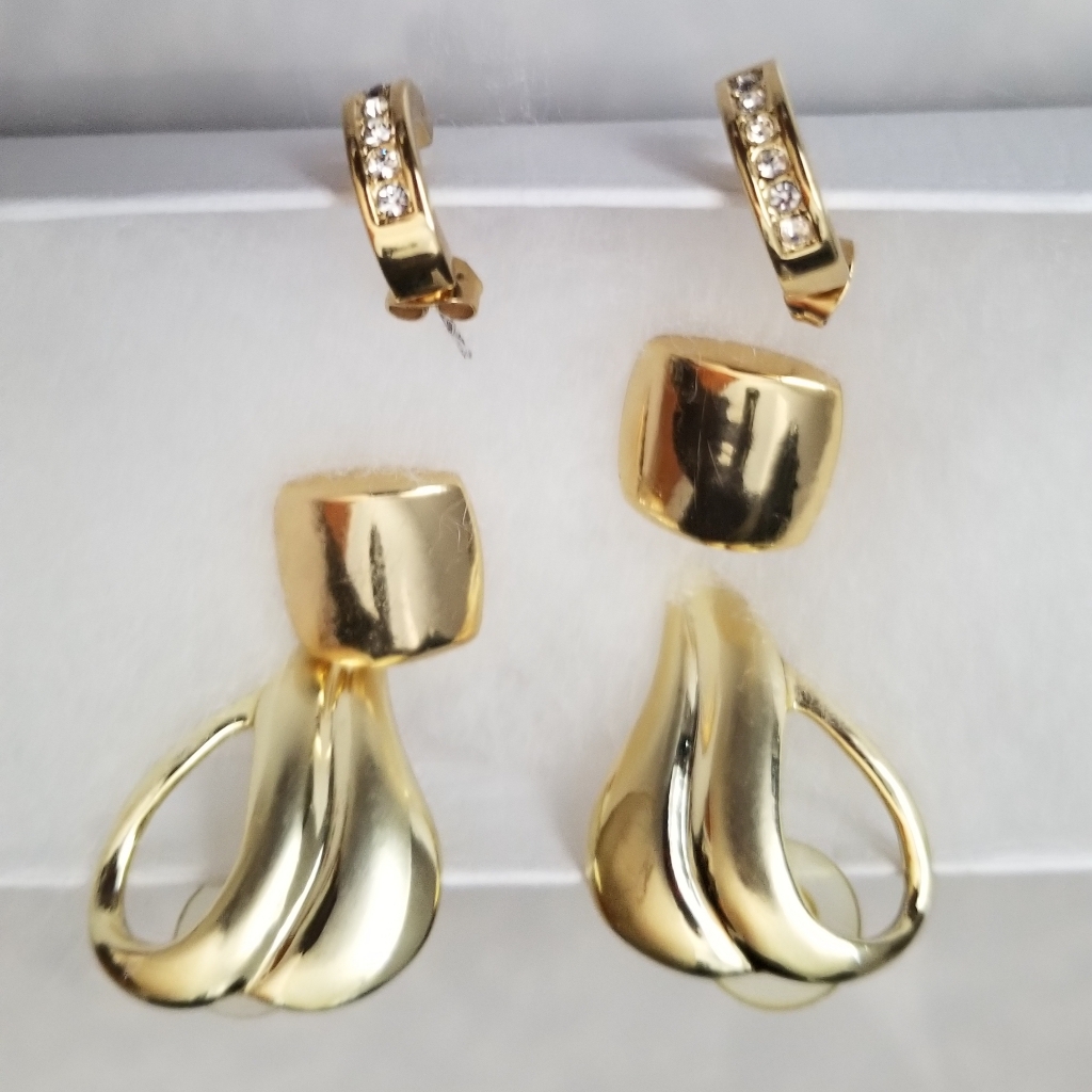 Gold Tone Tone Pierced Earrings Gold Tone Tone Pierced Earrings